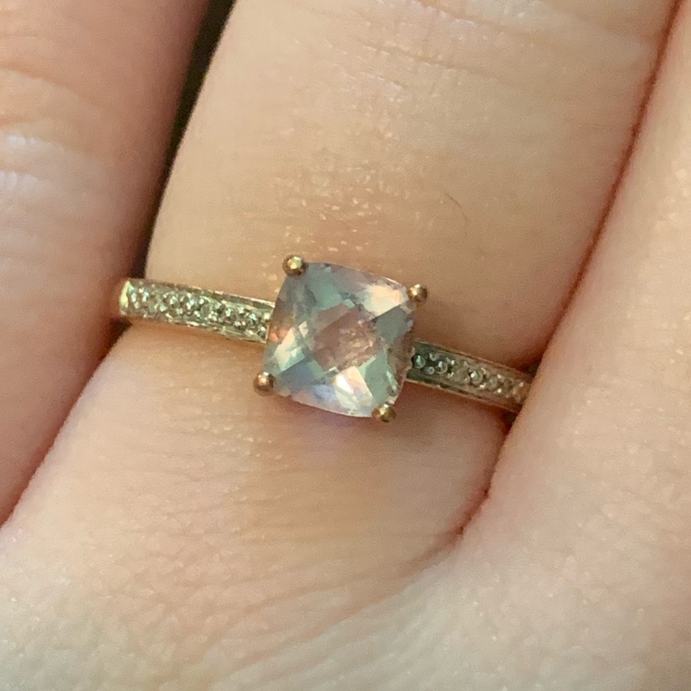 Amethyst and diamond ring